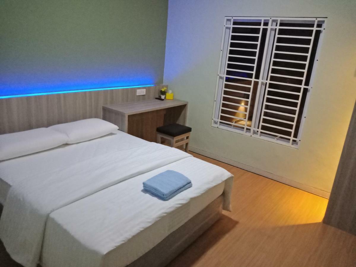 فندق Sleeprest @ Golden Prima Batam المظهر الخارجي الصورة